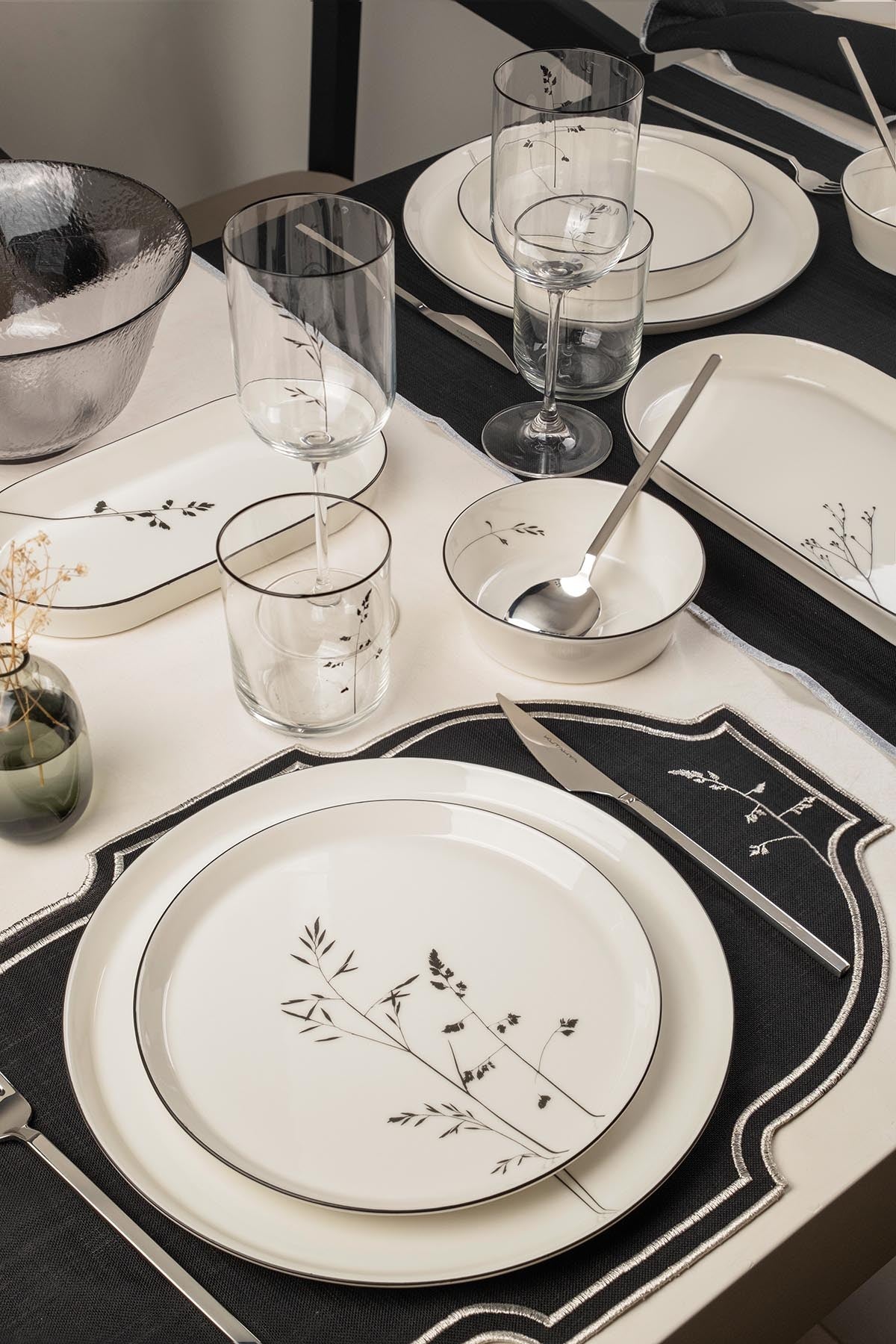 Rani Home Yemek Takımı (27 Parça) Beyaz Siyah HG-6908