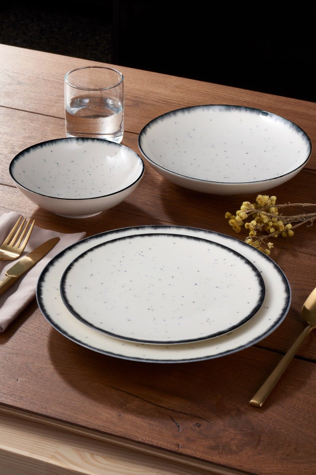 Rani Home Yemek Takımı (24 Parça) Güral Porselen Siyah - Beyaz HE-6767
