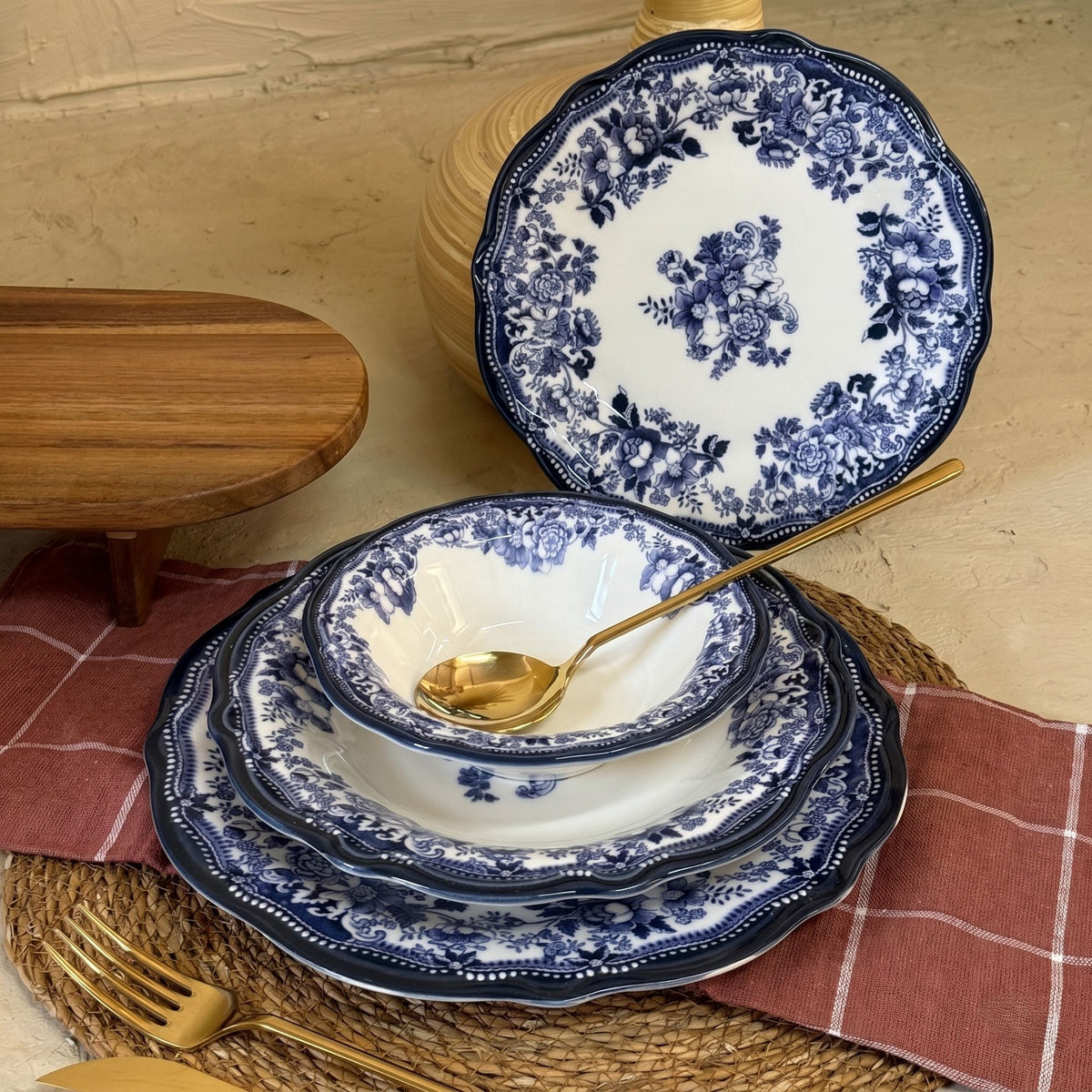 Rani Home Yemek Takımı (24 Parça) Hermia Beyaz - Lacivert HE-6816