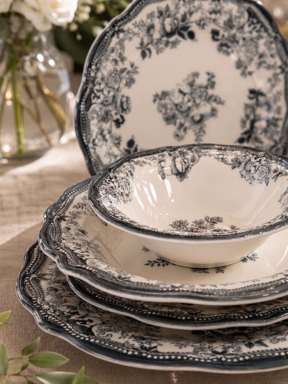Rani Home Yemek Takımı (24 Parça) Hermia Beyaz - Antrasit HE-6817